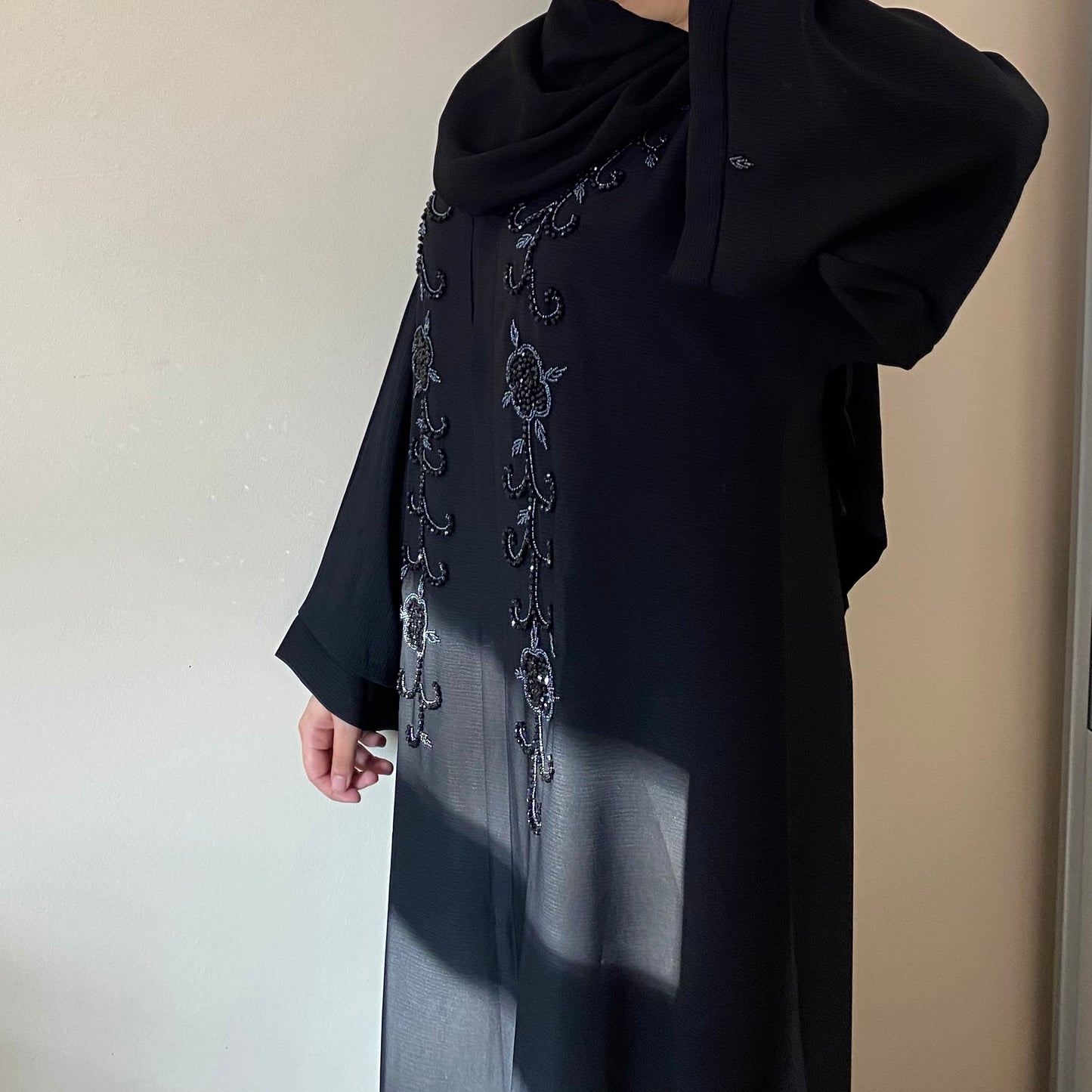 Dubai Abaya with Contrasting Embellishment - Black